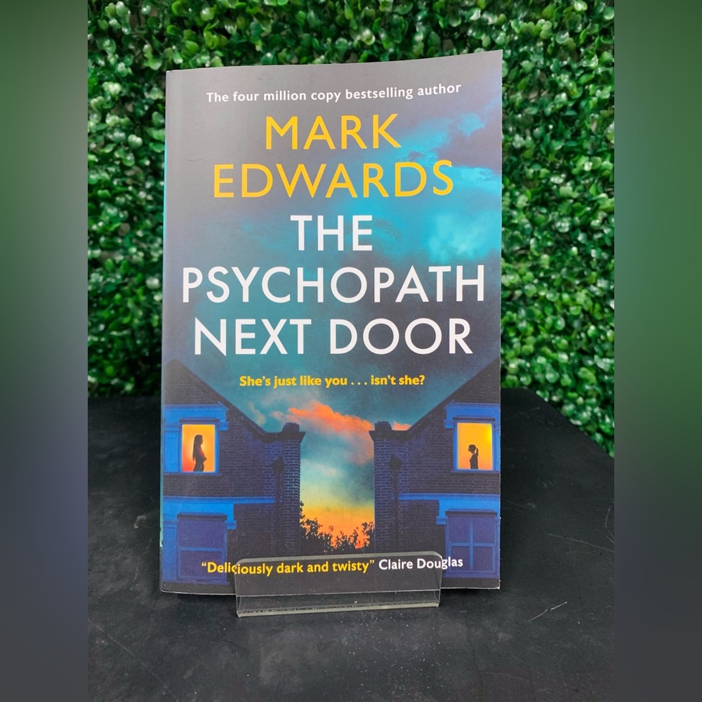 The Psychopath Next Door by Mark Edwards – Paperback Thriller